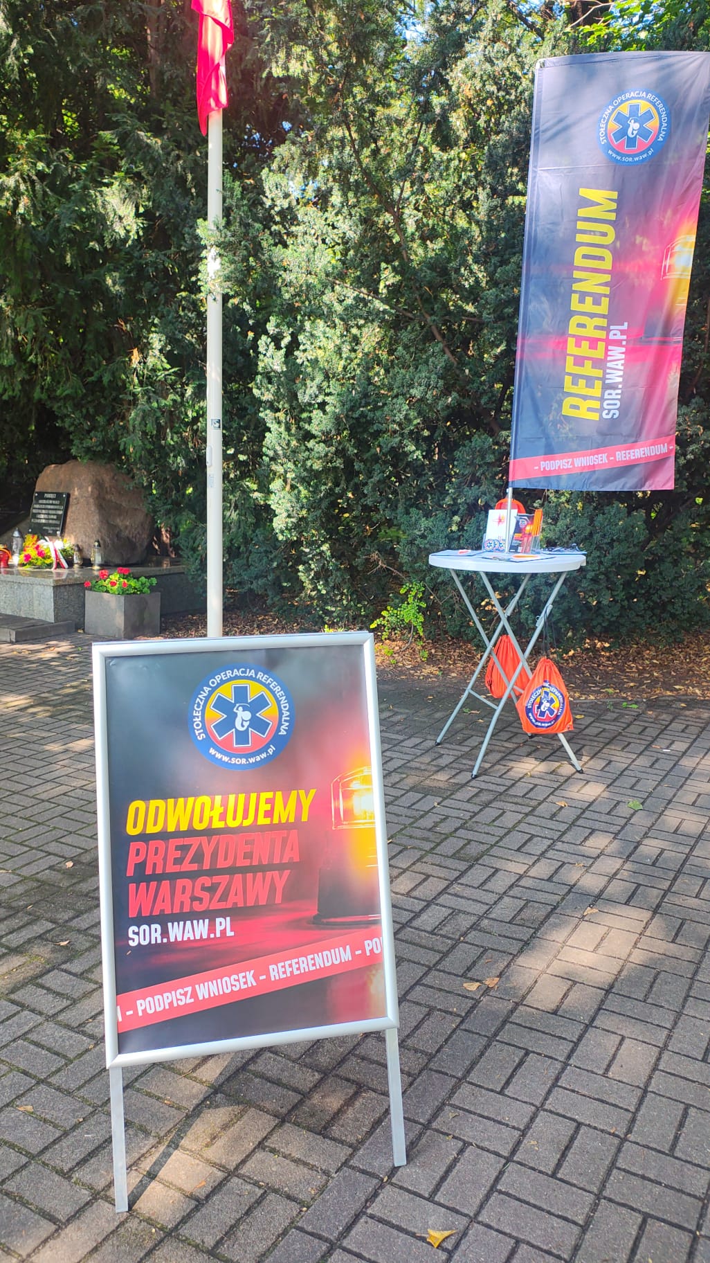 Zbiórka podpisów — Stołeczna Operacja Referendalna