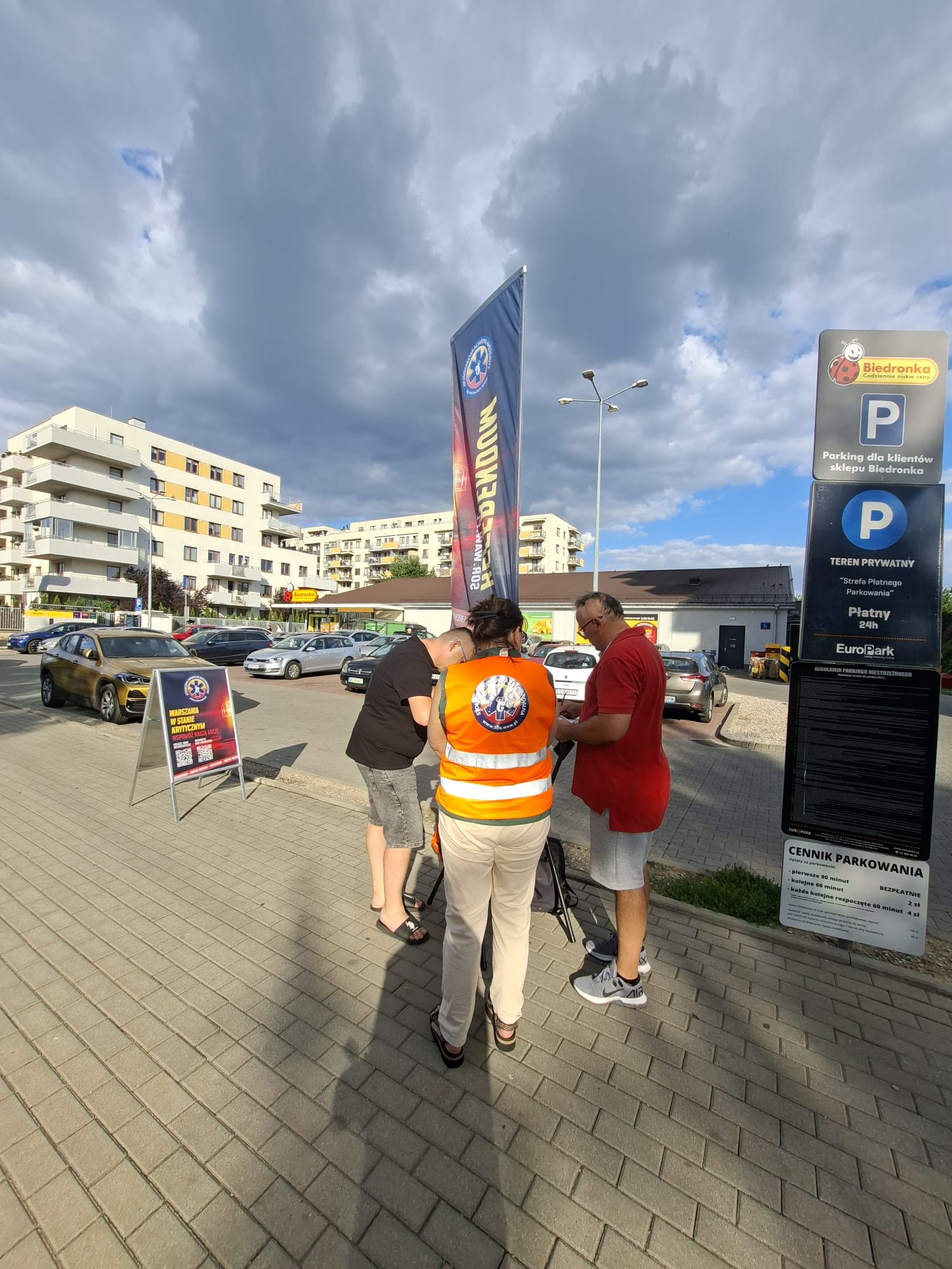 Zbiórka podpisów — Stołeczna Operacja Referendalna
